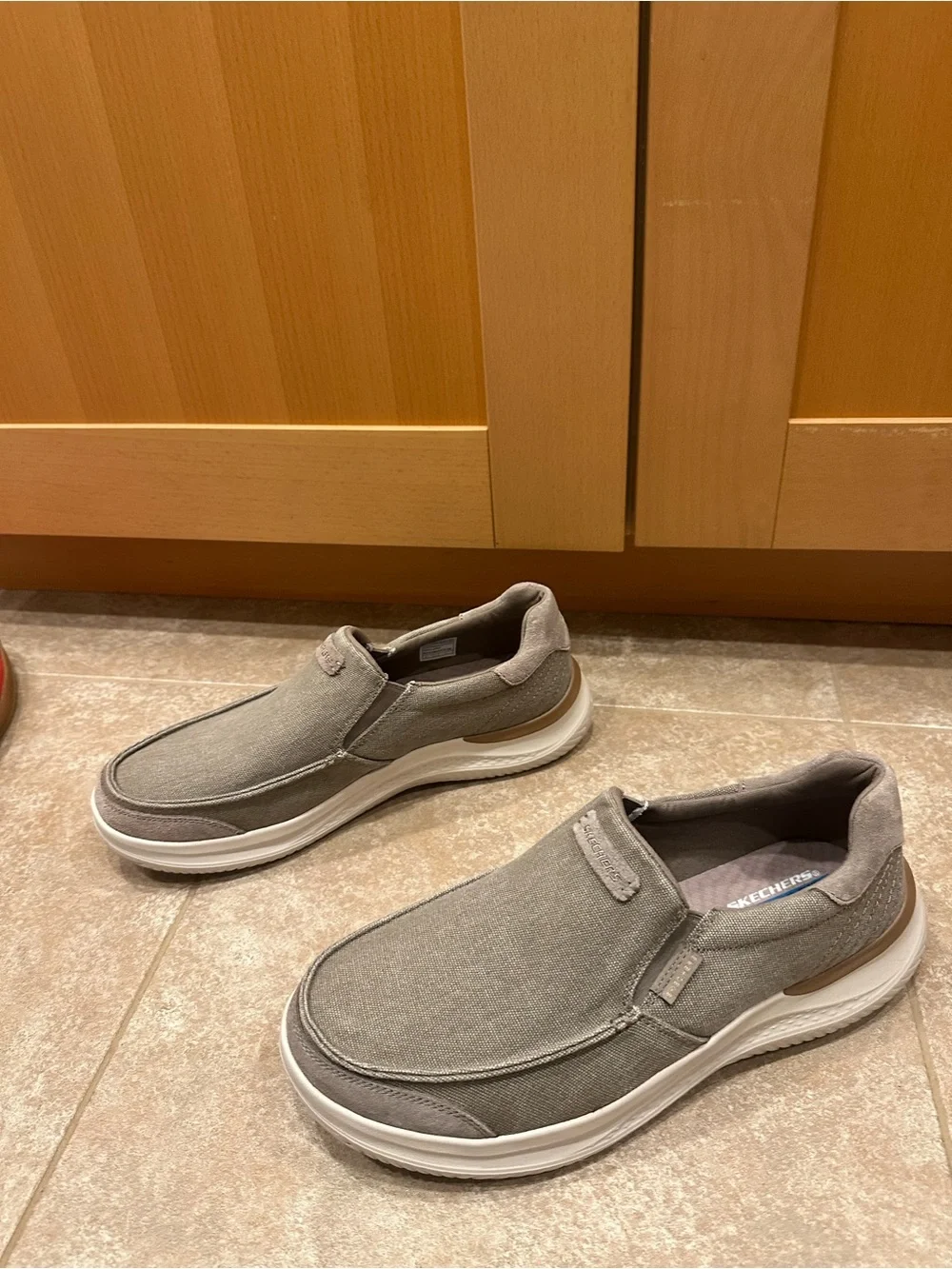 Skechers relaxed fit